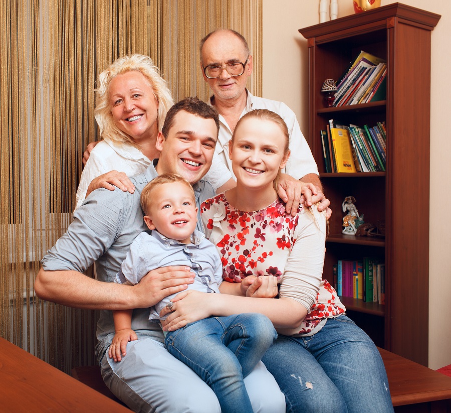 What Are the Benefits of a Family Dentist?
